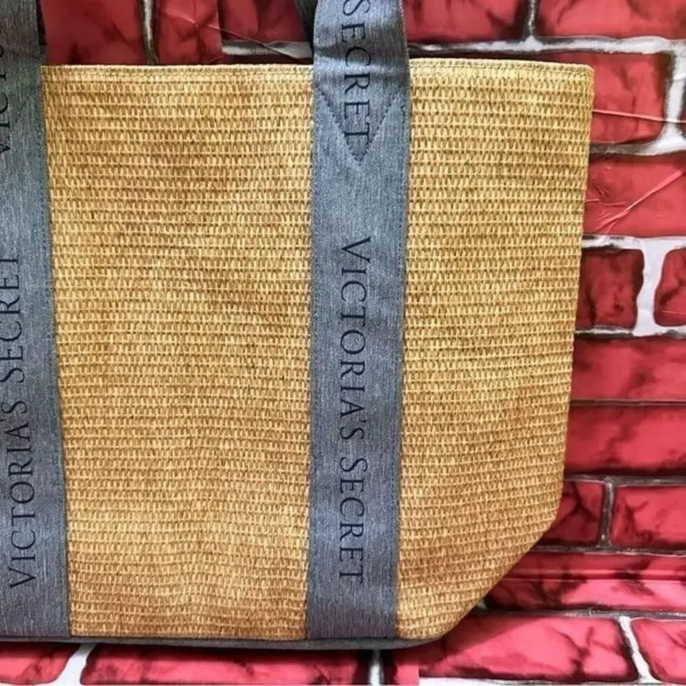 Victoria’s Secret Tote shoulder Bag - Picture 9 of 12
